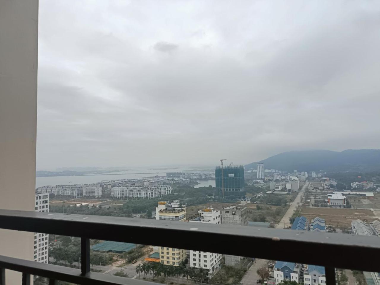 Thủy Homestay Hạ Long Ngoại thất bức ảnh