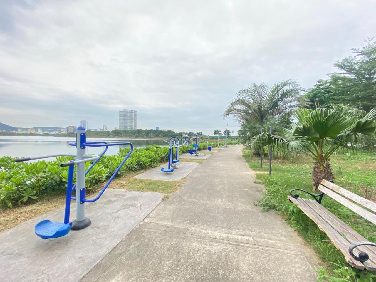 Thủy Homestay Hạ Long Ngoại thất bức ảnh